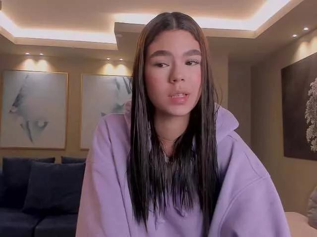 EllieScott on BongaCams 