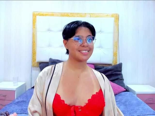 Emmaa-Lex on BongaCams 