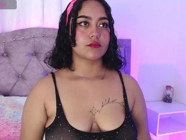 Emmaa-love on BongaCams 