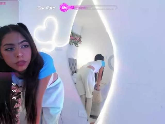 EMMAAA-STOONEE on BongaCams 