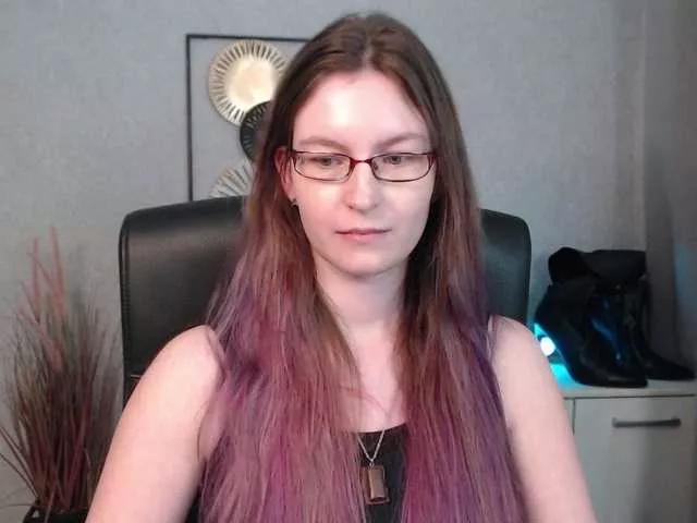 EmmaHeart on BongaCams 