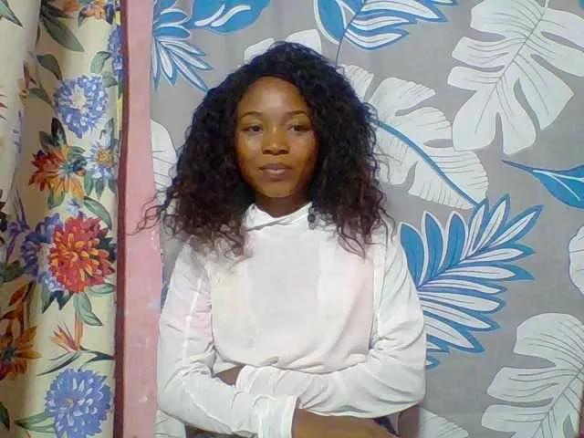 Estelahh on BongaCams 