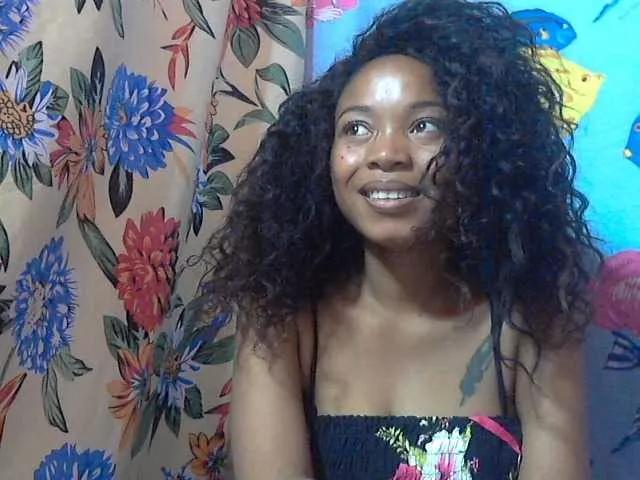 Estelahh on BongaCams 
