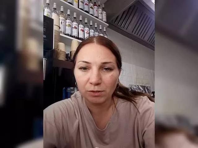 EstelleMillie on BongaCams