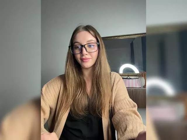 Evelonelfi on BongaCams 