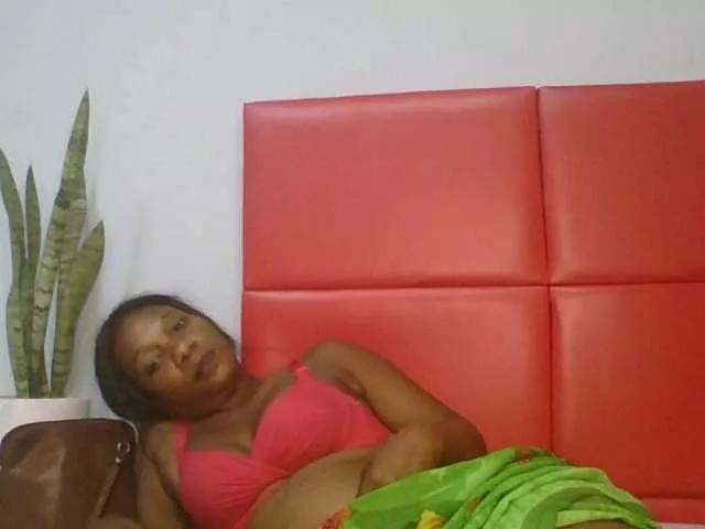 Freechat Faozia on BongaCams