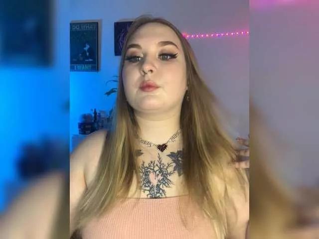 Greeenfriends6969 on BongaCams