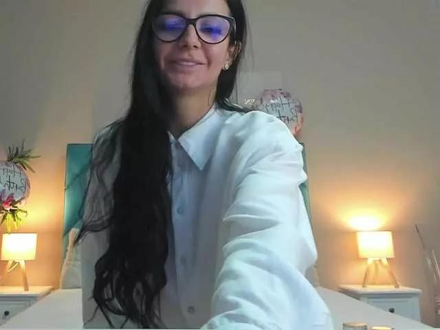 BongaCams HaileyVice  is Freechat  HaileyVice — dirty talking and my toy vibing my pussy until I squirt