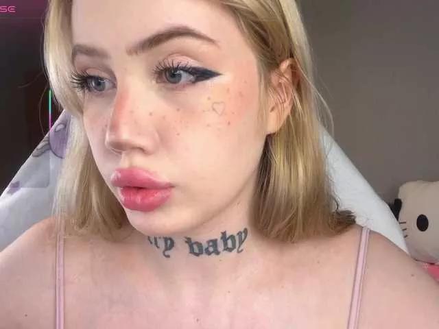 Hanna-CryBaby on BongaCams 