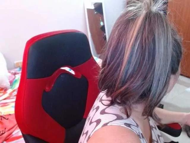 helenca1980 on BongaCams