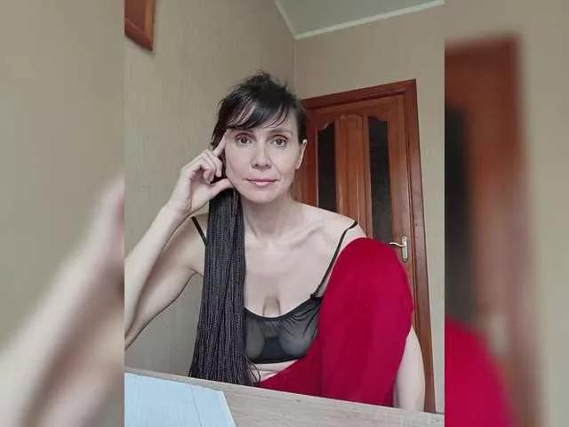 Hellenalonenochka on BongaCams 