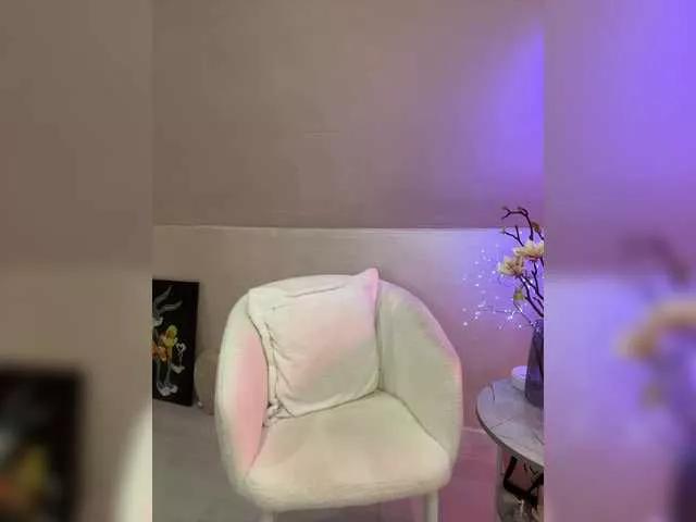 HollyPolly111 on BongaCams 