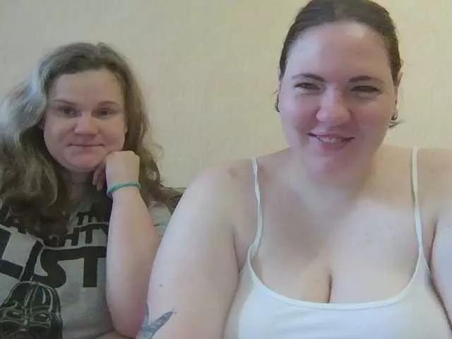 HollyXEva on BongaCams 