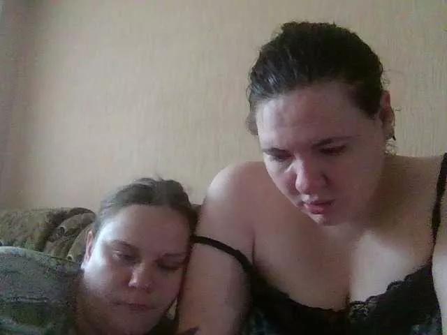 HollyXEva on BongaCams 