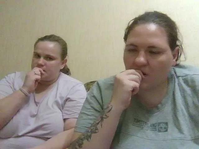 HollyXEva on BongaCams 