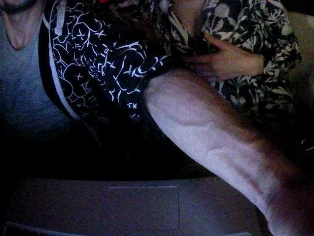 HotTwix on BongaCams 