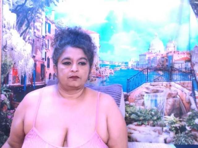 indianstar75 on BongaCams 