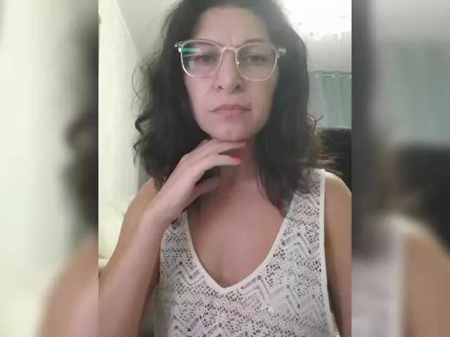 IriskaMai on BongaCams 