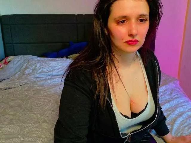 Jennasxy19 on BongaCams 