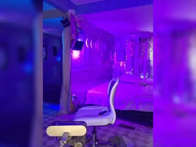 Juicyjayxxx on BongaCams