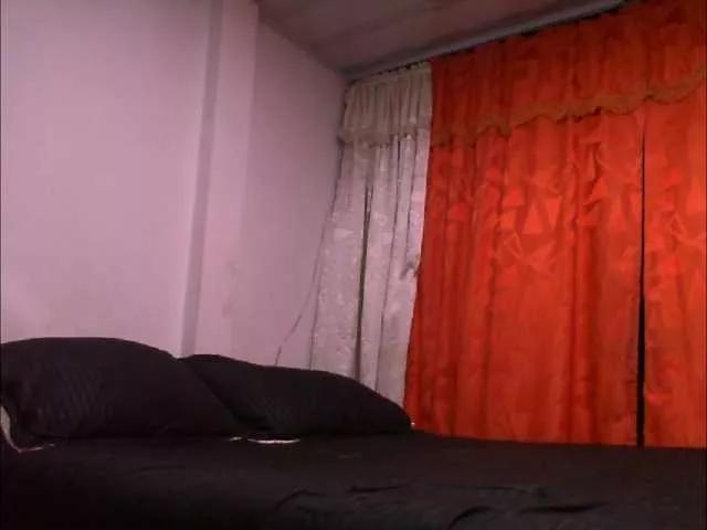 julianatasty on BongaCams
