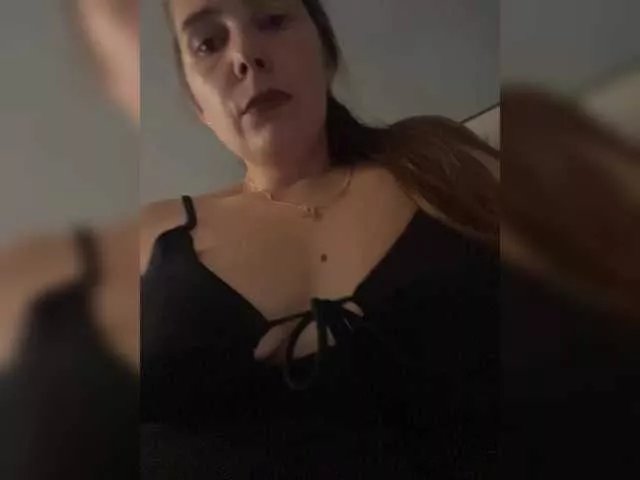 KaraMeld on BongaCams 