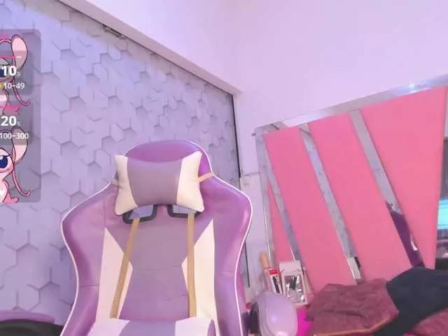 karolebonyy1 on BongaCams