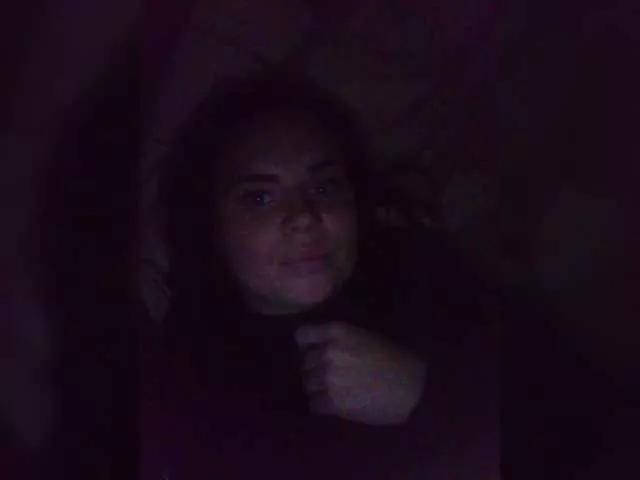 Offline Kattselur17322 on BongaCams