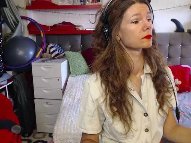 kellysurfing on BongaCams 