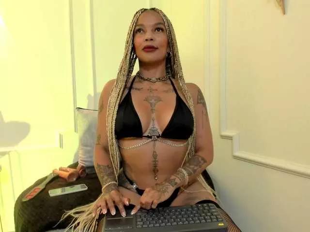 kennya-carper on BongaCams 