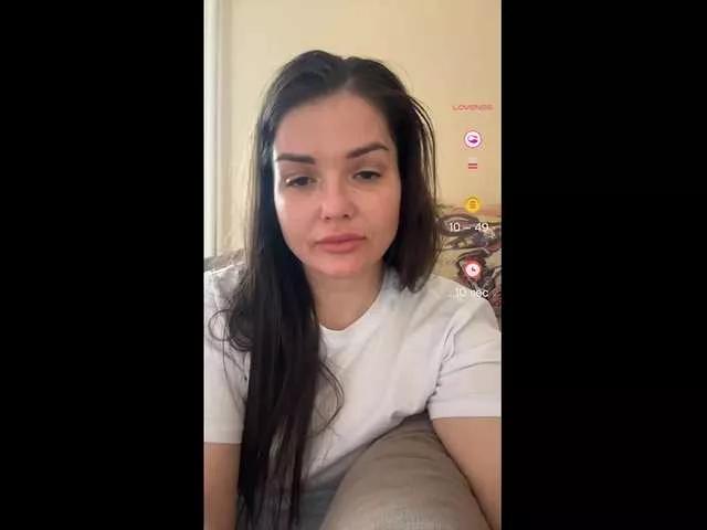 KikiMilf84 on BongaCams 