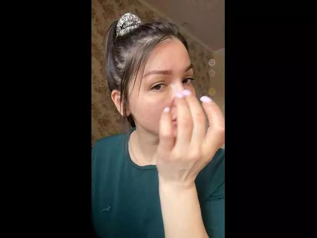 KikiMilf84 on BongaCams 