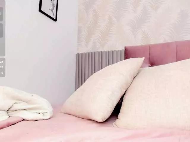 Kimiekaboom on BongaCams 