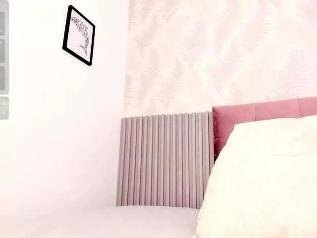 Kimiekaboom on BongaCams 