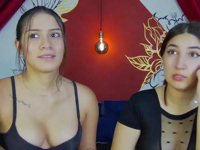 kinkyzoeandema on BongaCams 