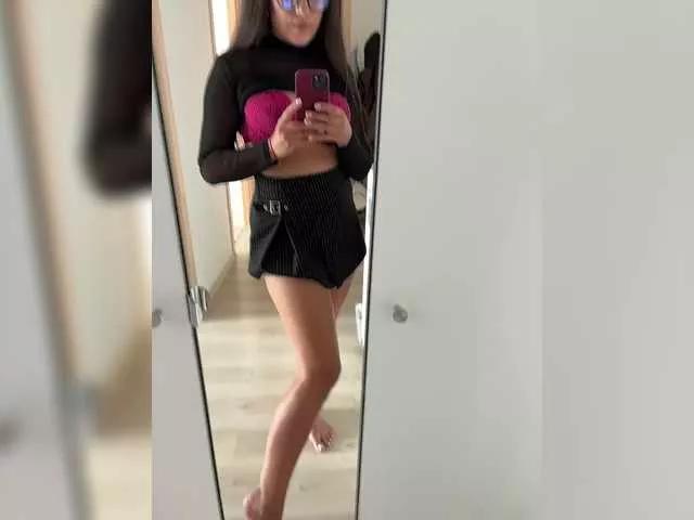 Kiss-krisss on BongaCams