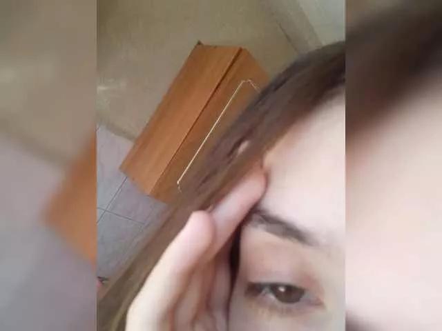 Kissa-is-klassa-a on BongaCams 
