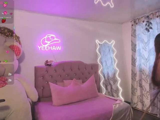 KISSI-TAY on BongaCams 