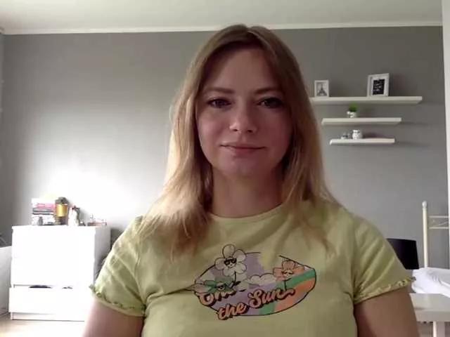 kissMillie on BongaCams 
