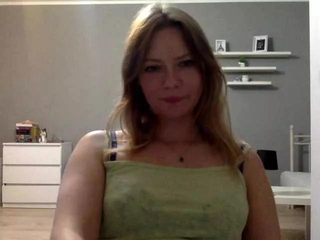 kissMillie on BongaCams 