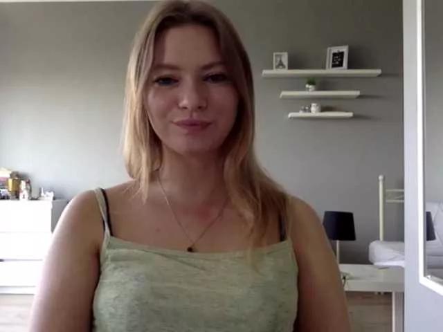 kissMillie on BongaCams