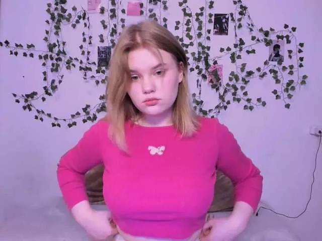 KITI111 on BongaCams 