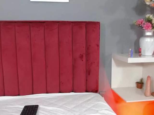 LaraSpark on BongaCams 
