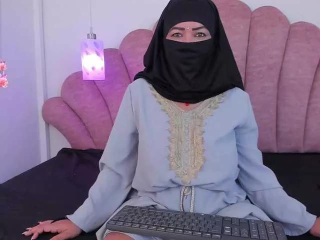 Layla-arabelle on BongaCams 