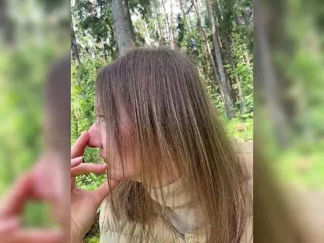 Ledi1 on BongaCams