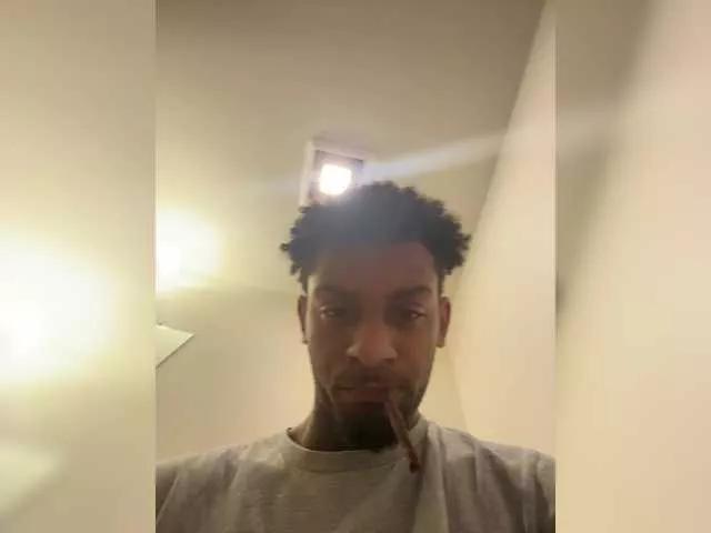 Lilbucket908 on BongaCams