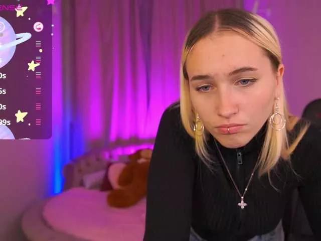 LilElfie on BongaCams