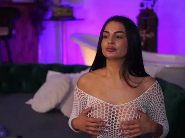 LiloMahe on BongaCams 