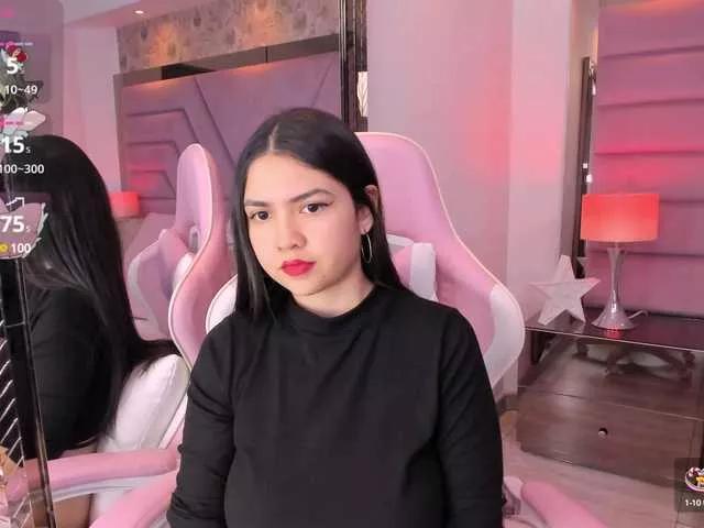 LilyColinns on BongaCams 