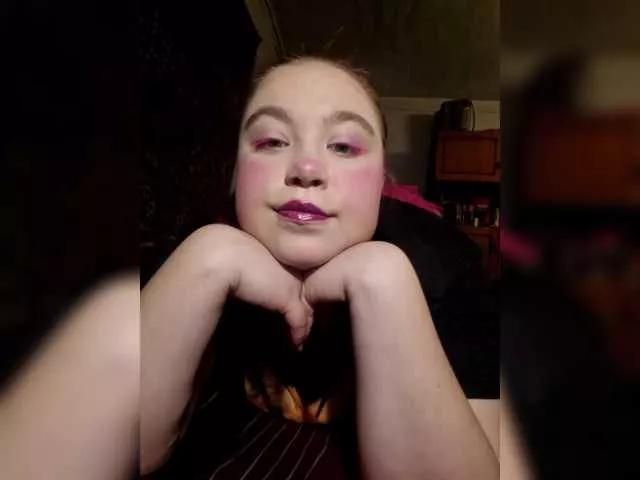 Lisenared6969 on BongaCams